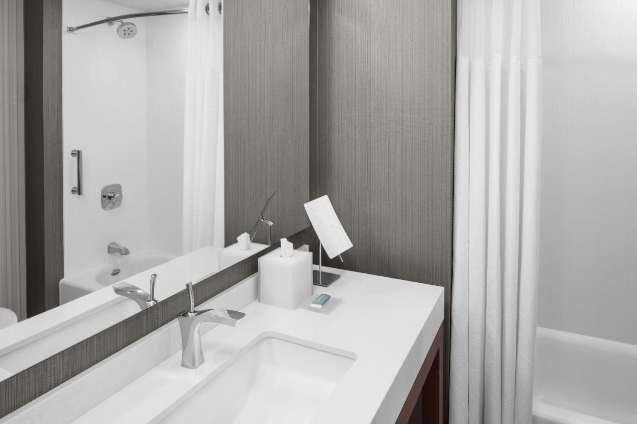 Courtyard By Marriott Titusville Kennedy Space Center ภายนอก รูปภาพ