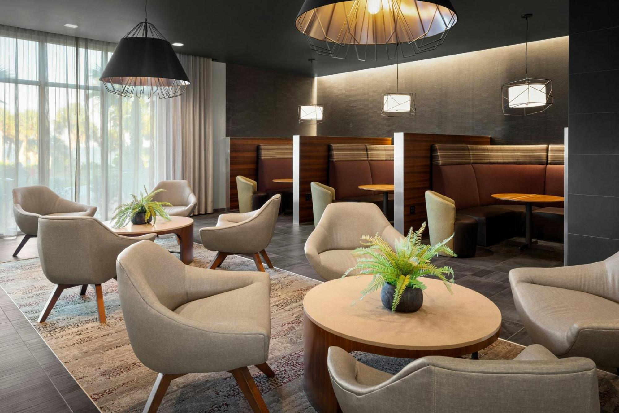 Courtyard By Marriott Titusville Kennedy Space Center ภายนอก รูปภาพ